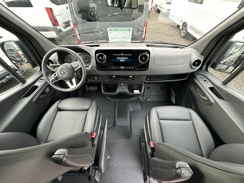 Mercedes 317 VIP 13 SitzplÃ¤tze