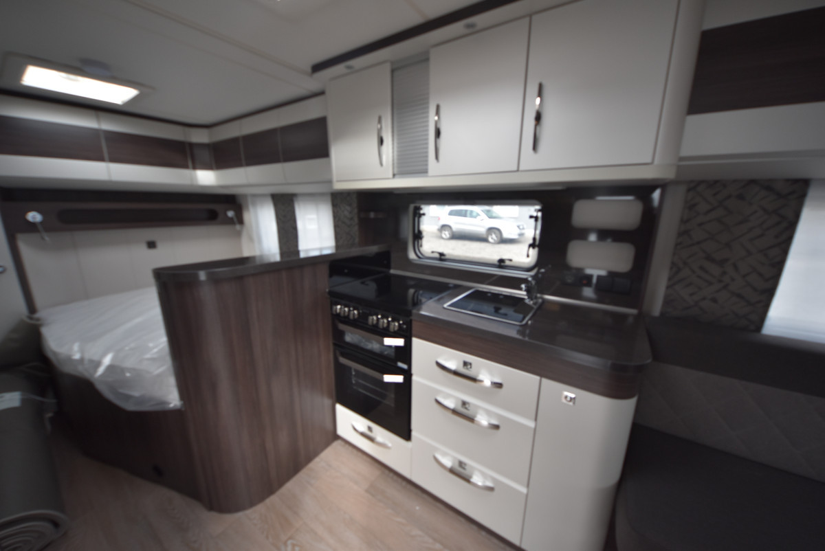 Hobby 720 KWFU Prestige - Bild 10
