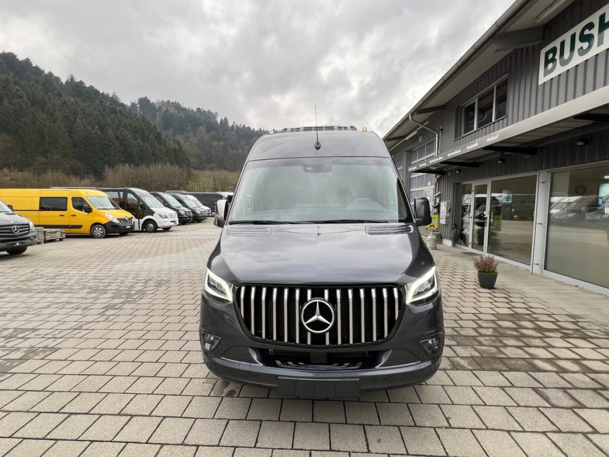 MERCEDES-BENZ Sprinter 519 VIP (F04) - Bild 6