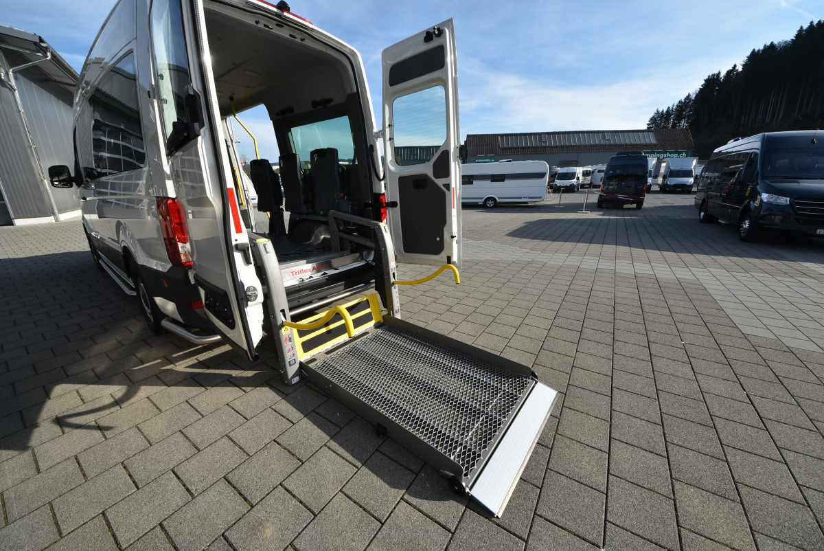 MAN TGE 3.140 Wheelchair-Accessible Bus - Image 11