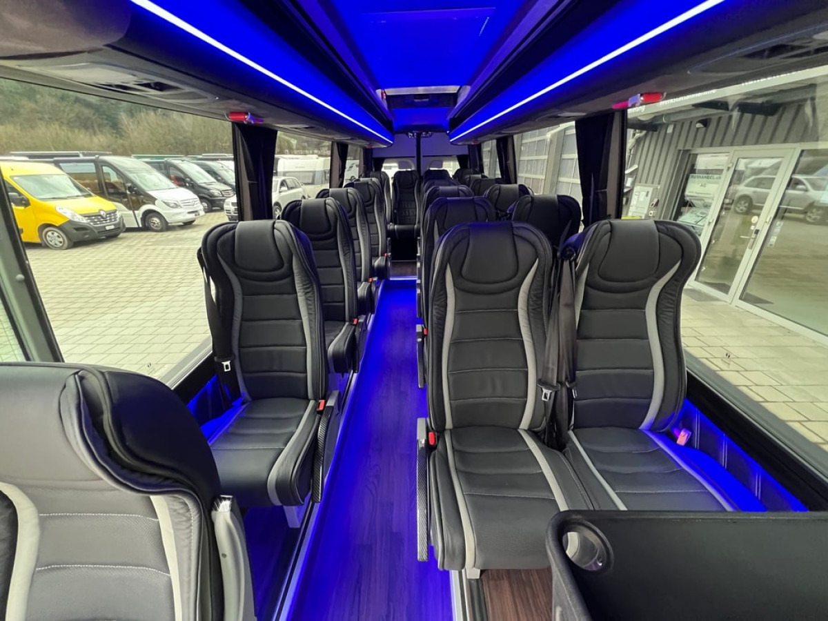 MERCEDES-BENZ Sprinter 519 VIP (F04) - Bild 10