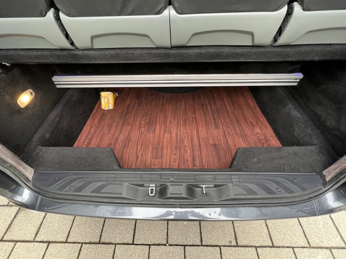 MERCEDES-BENZ Sprinter 519 VIP (F04) - Bild 8
