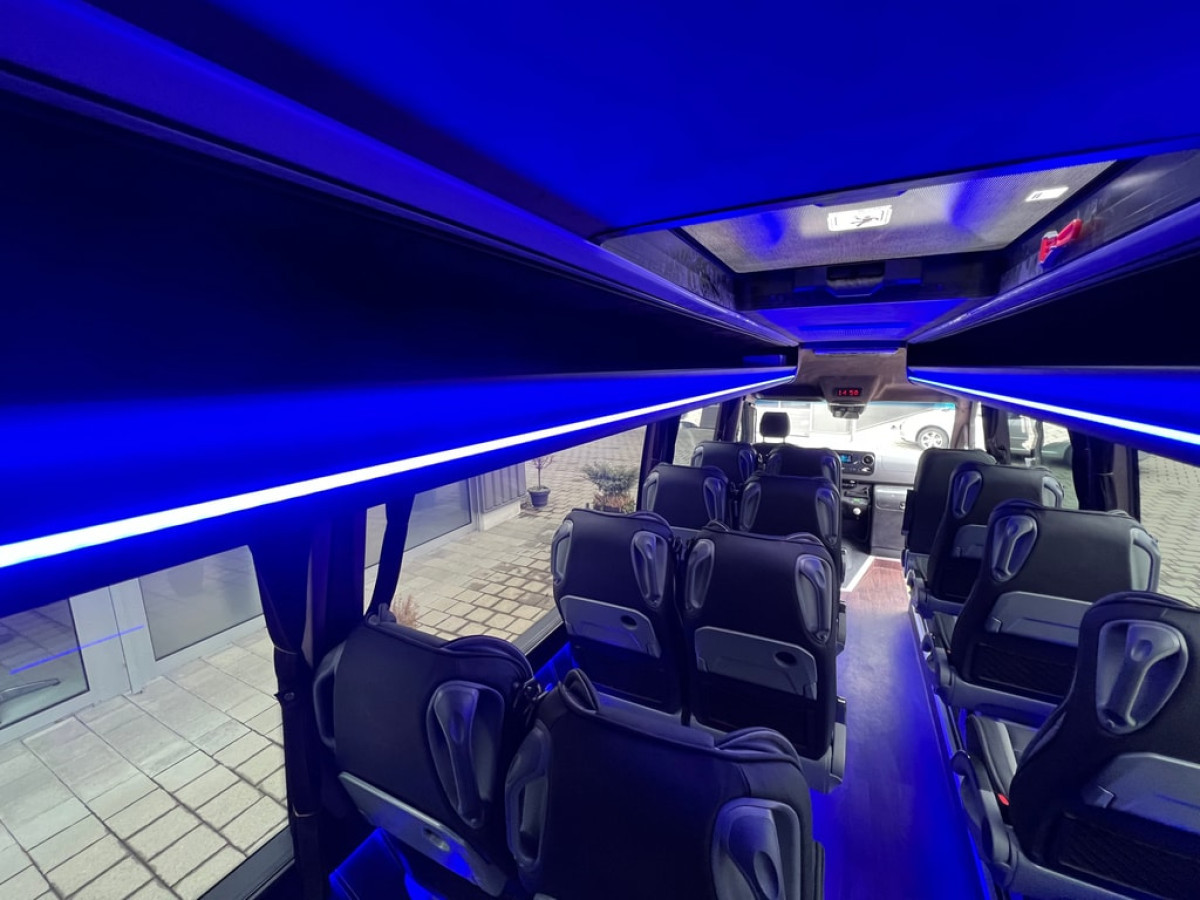 MERCEDES-BENZ Sprinter 519 VIP (F04) - Bild 13