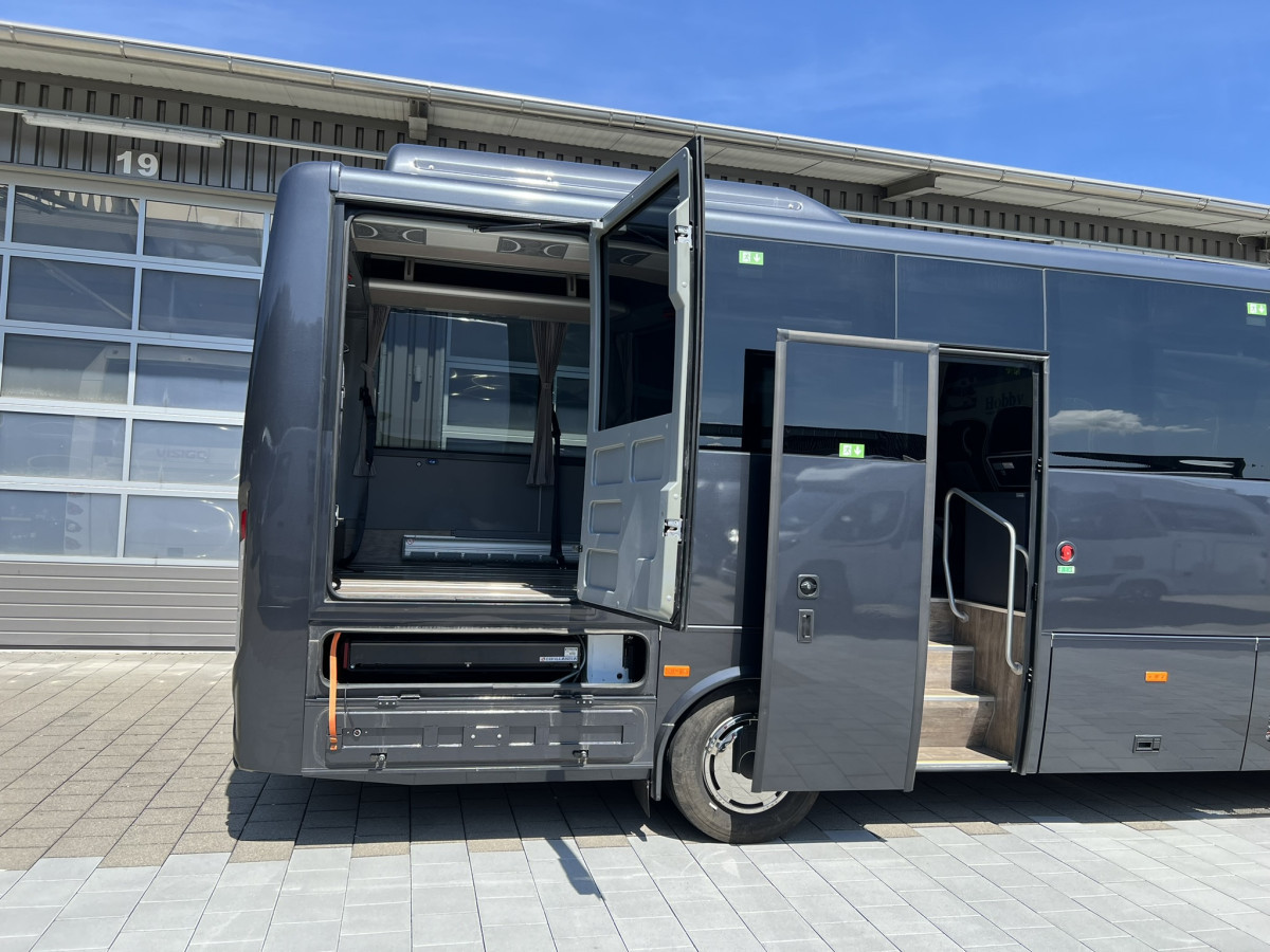 AOS GRAND TORO mit Rollstuhllift - Bild 2