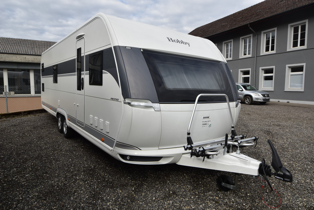 Hobby 720 KWFU Prestige - Bild 1