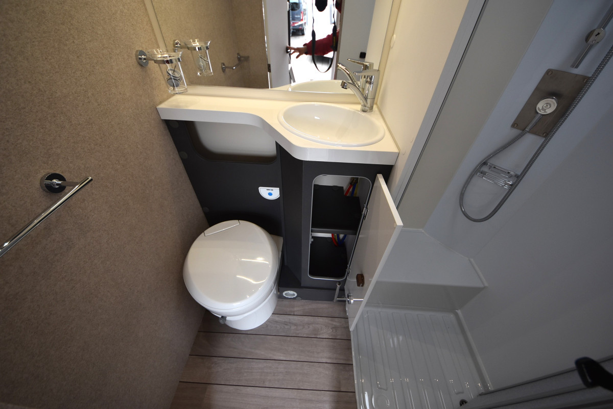 Forster-Reisemobile FA 699 VB - Bild 16