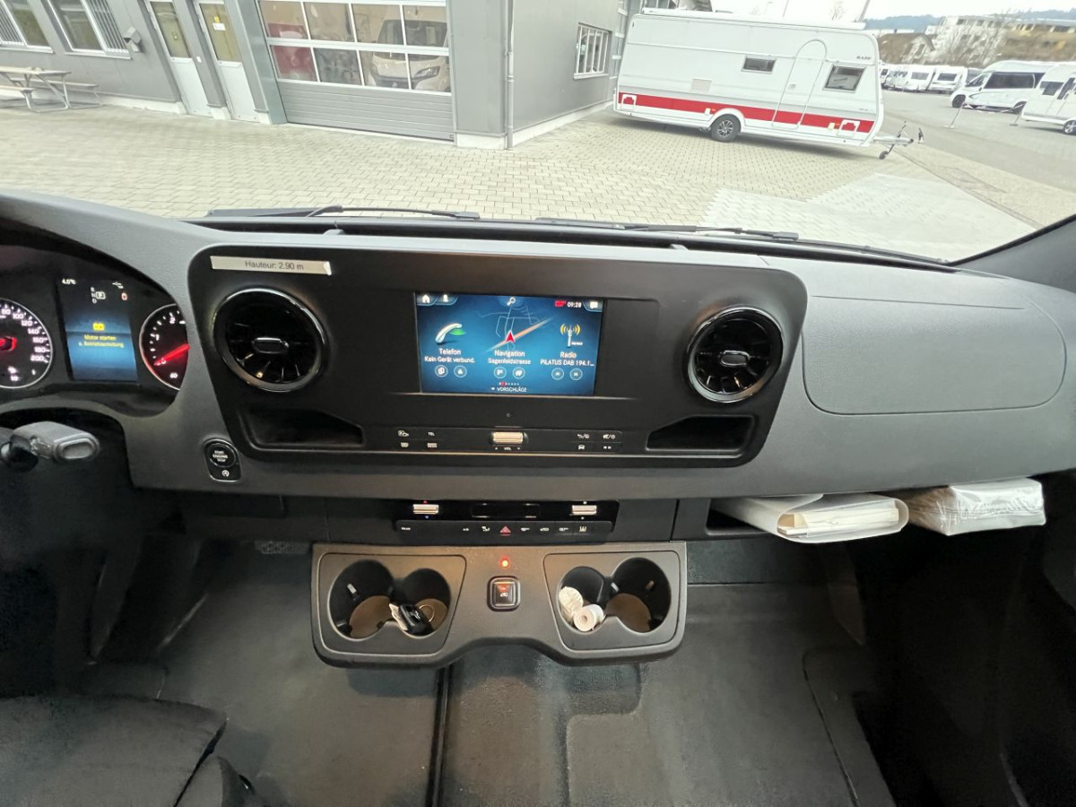 Mercedes 519 cdi VIP Midibus mit 17/22 SitzplÃ¤tzen schwarz metalisiert - Bild 10