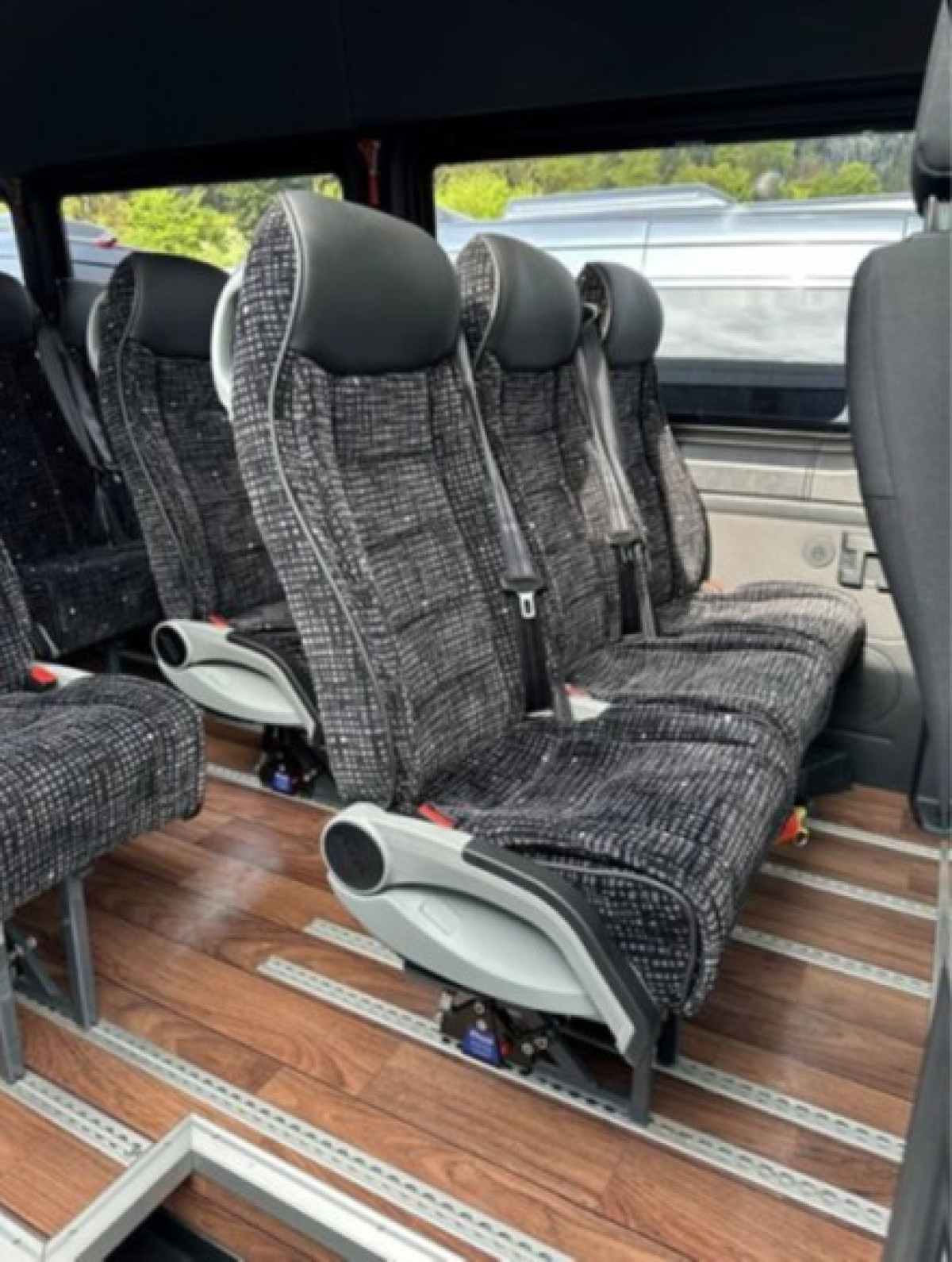 Mercedes 519 mit 17/21 SitzplÃ¤tzen - Bild 8
