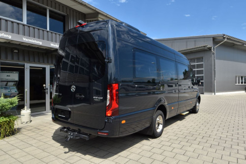 Mercedes 519 VIP mit total 17/21 PlÃ¤tzen mit Telma