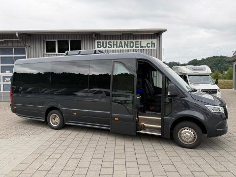 Mercedes 519 VIP mit Panoramaverglasung 17 / 21 PlÃ¤tze