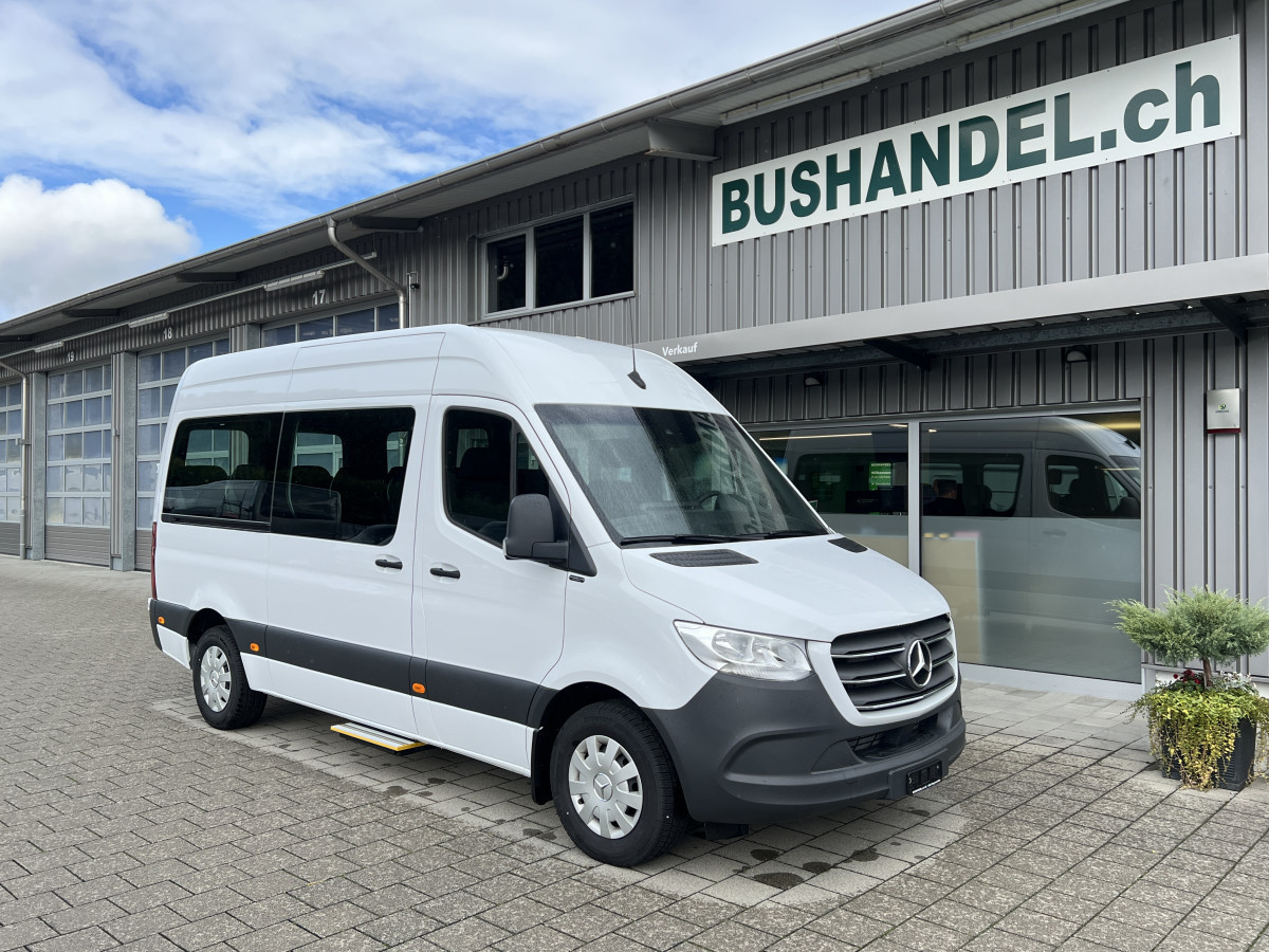 Mercedes 317 Sprinter 13 SitzplÃ¤tze - Bild 1