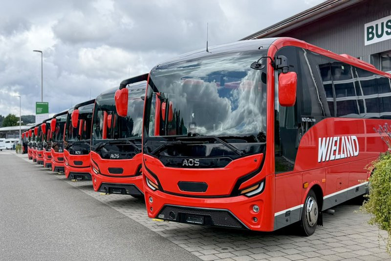 Isuzu Novo Ultra
