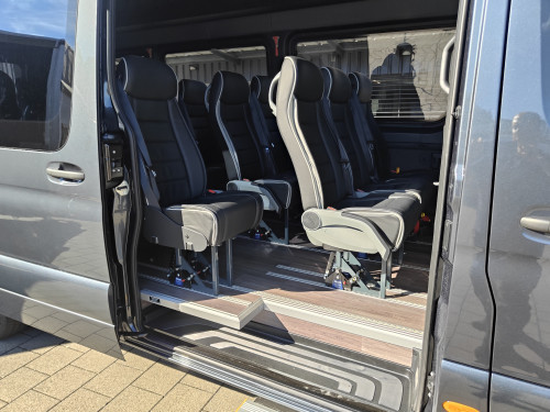 Mercedes 519 VIP Midibus