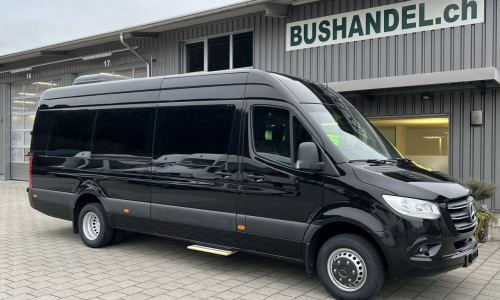 Mercedes 519 cdi VIP midibus with 17/22 seats, metallic black