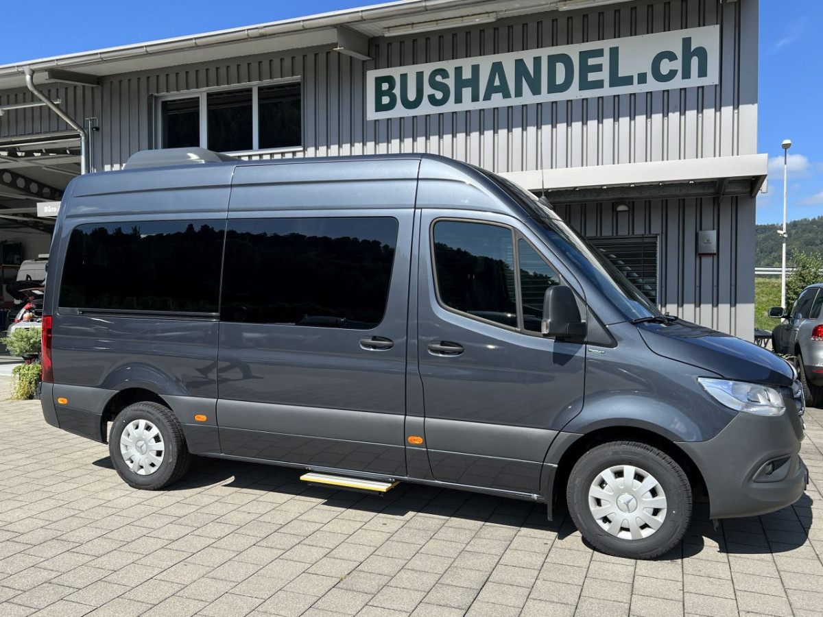 Mercedes 317 VIP 13 SitzplÃ¤tze - Bild 1