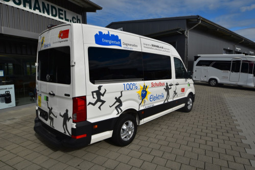 VW eCrafter weiss Schulbus mit 21+1 SitzplÃ¤tze