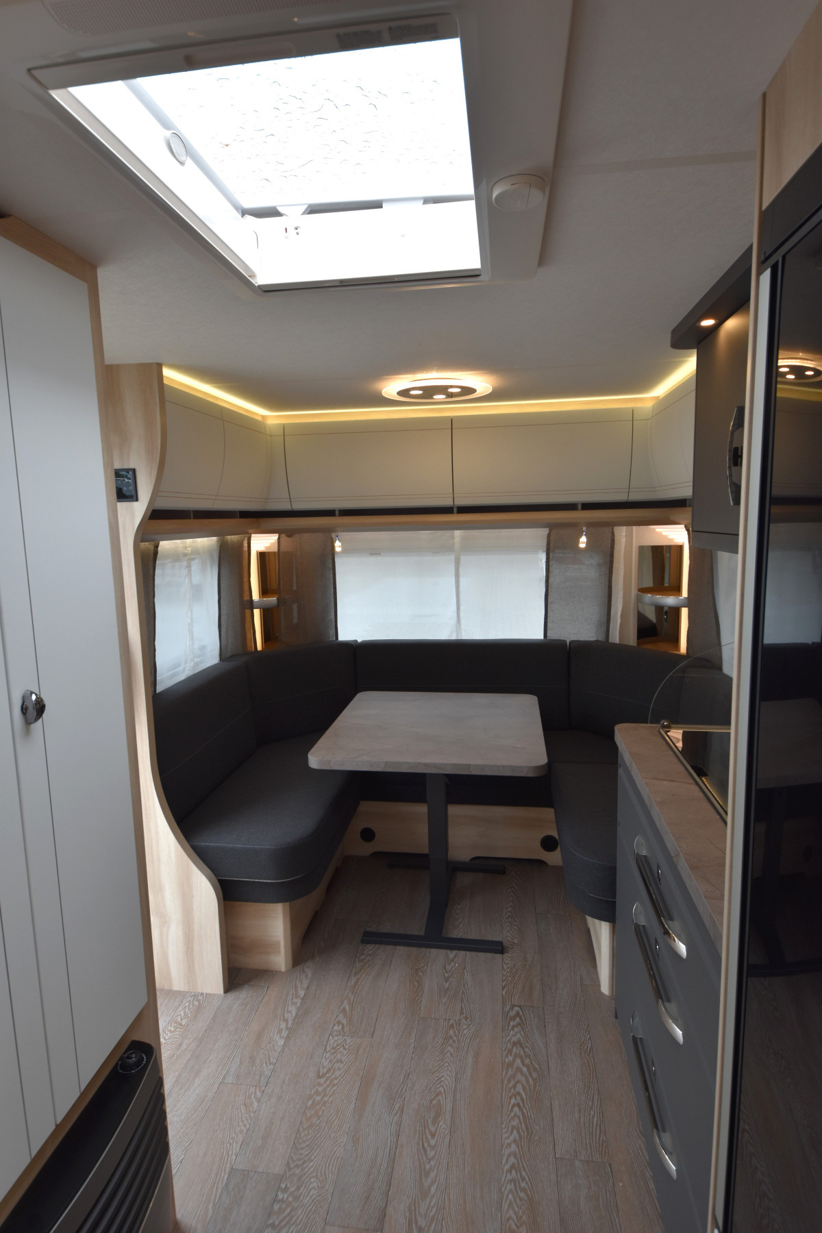 Hobby 460 UFe De Luxe - Image 19