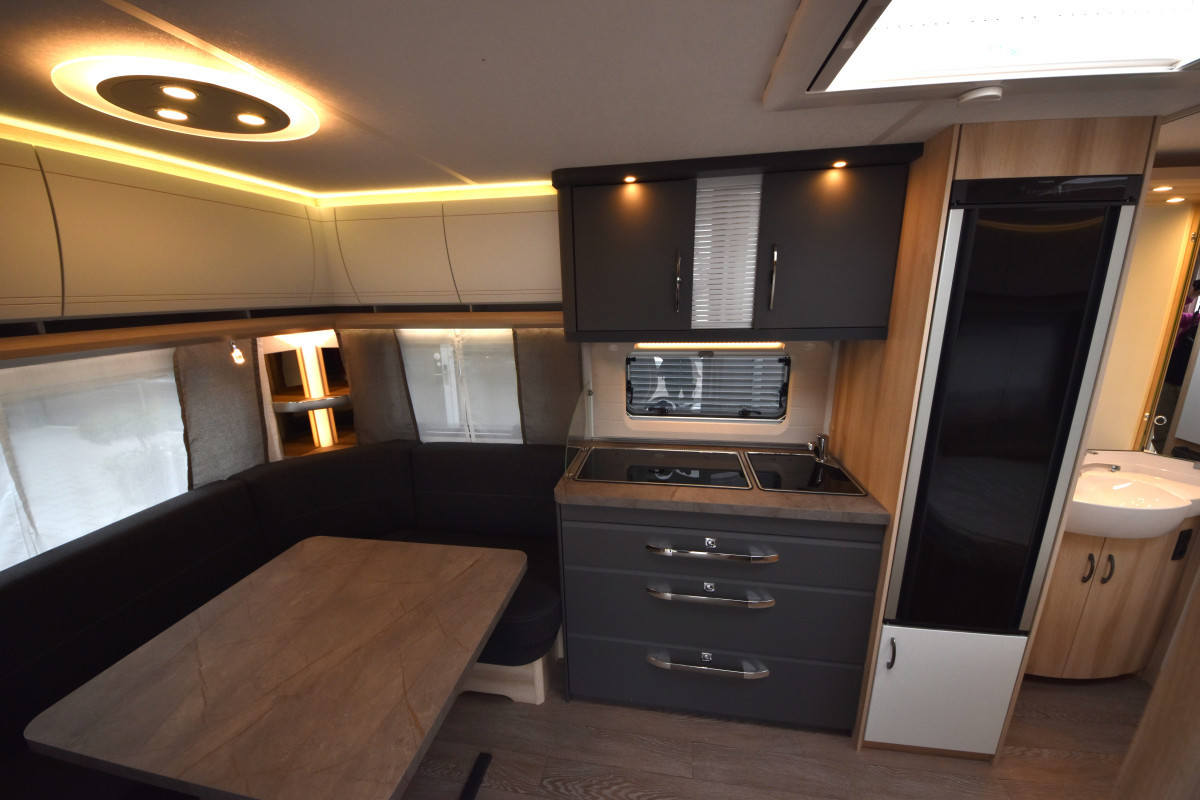 Hobby 460 UFe De Luxe - Image 15