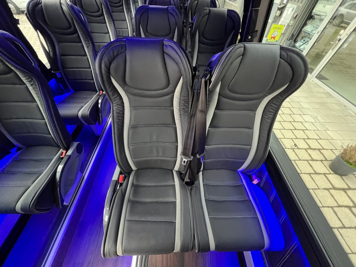 MERCEDES-BENZ Sprinter 519 VIP (F04) - Bild 11