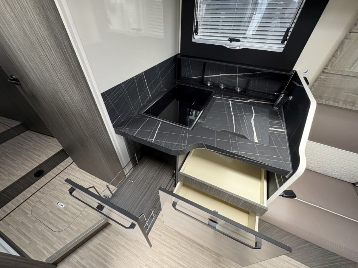 Forster-Reisemobile FI 745 EF - Bild 19