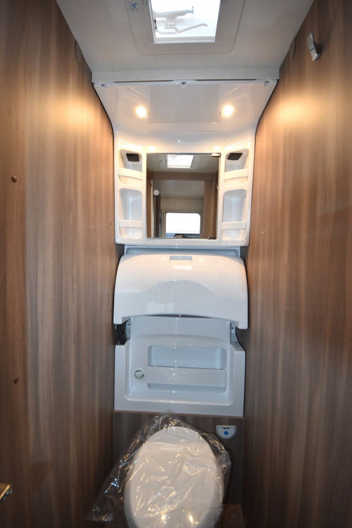 HOBBY 470 KMF Ontour - Image 16