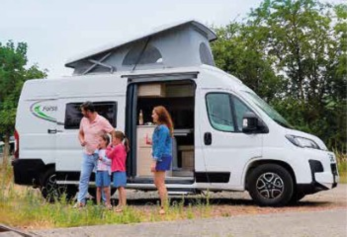 Forster Vantasy FV 636 EB mit Aufstelldach - Bild 1