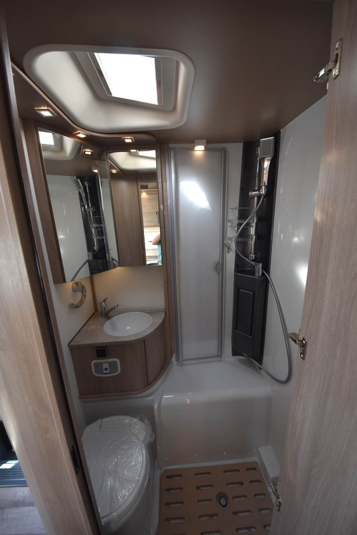 KABE Novum 750 LGB Light - Image 37