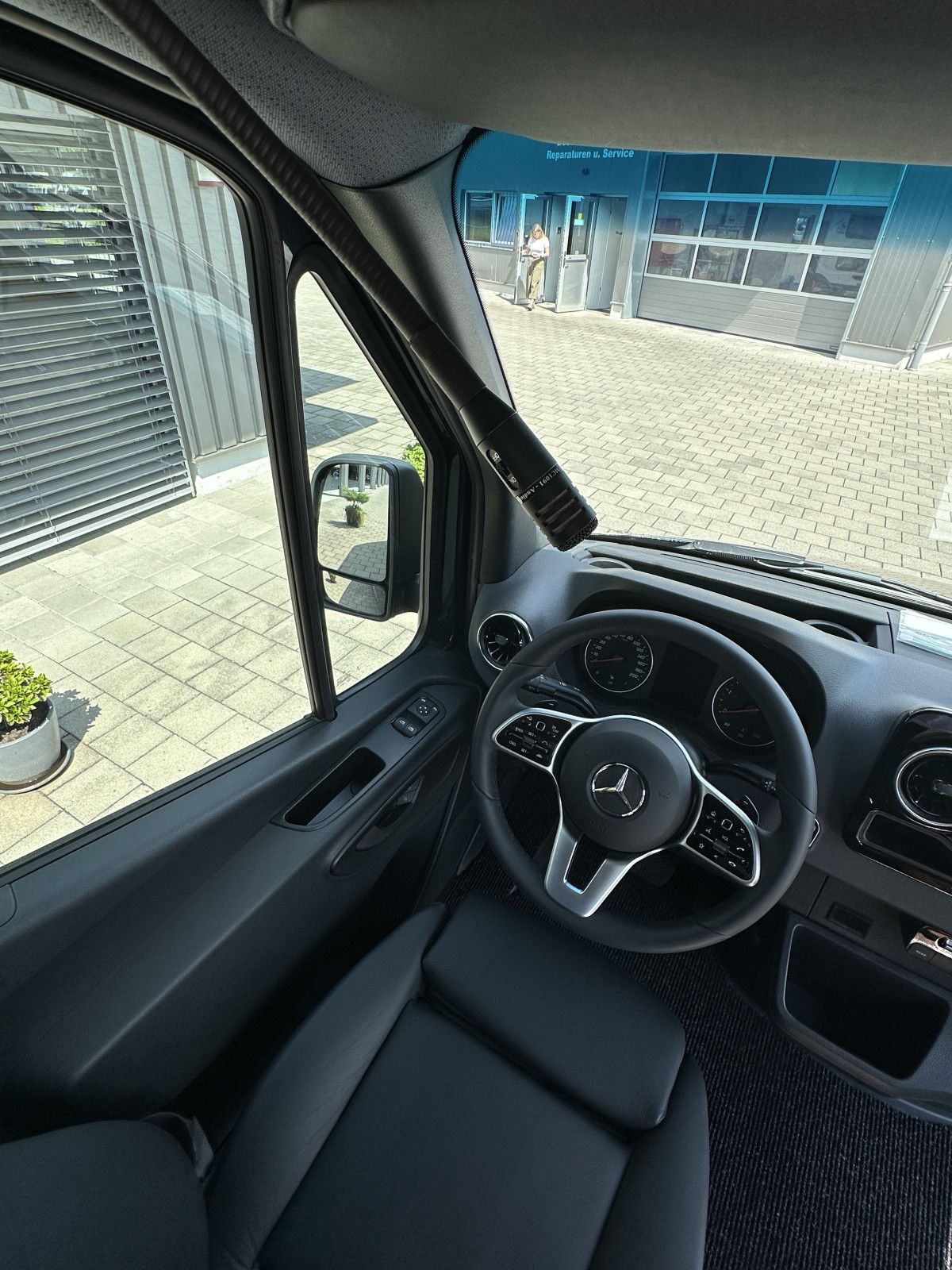 Mercedes 519 VIP Midibus - Bild 10