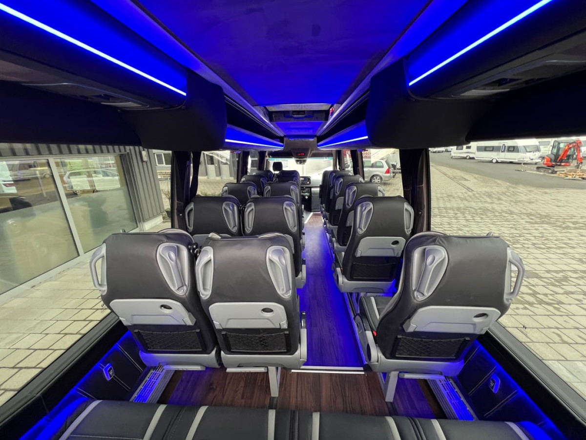 MERCEDES-BENZ Sprinter 519 VIP (F04) - Bild 12