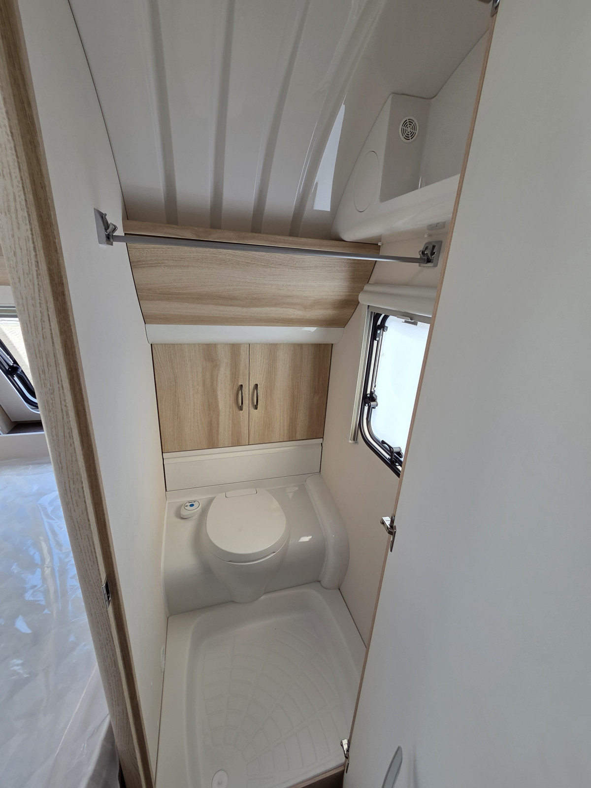 Hobby 400 SFe De Luxe - Image 21