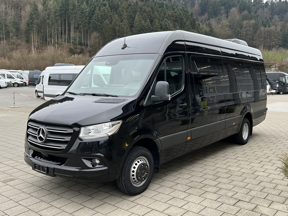 Mercedes 519 cdi VIP Midibus mit 17/22 SitzplÃ¤tzen schwarz metalisiert - Bild 2