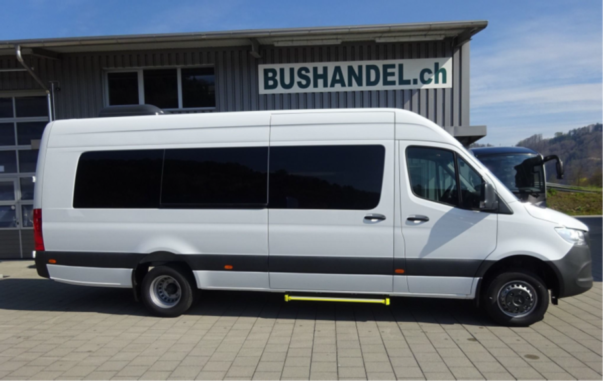 Mercedes 519 mit 17/21 SitzplÃ¤tzen - Bild 1