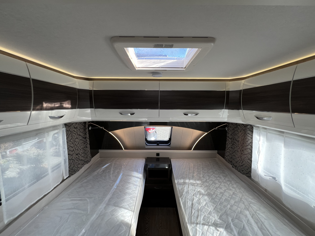 Hobby 560 UL Prestige - Image 18