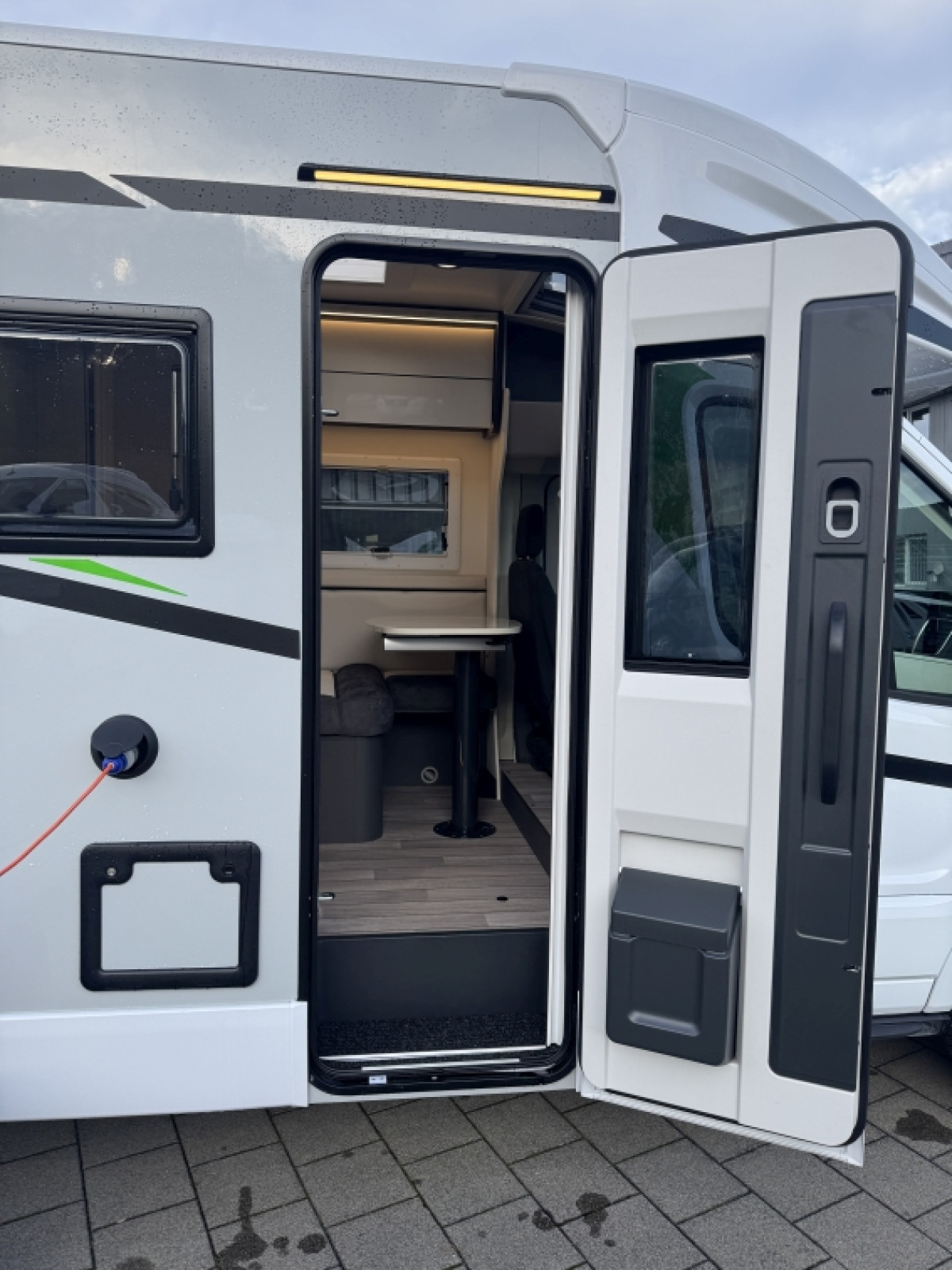 Forster-Reisemobile FT 669 EBN - Bild 6